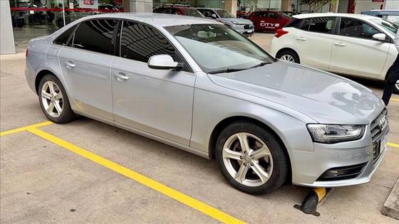 AUDI A4 1.8 TFSI AMBIENTE GASOLINA 4P MULTITRONIC
